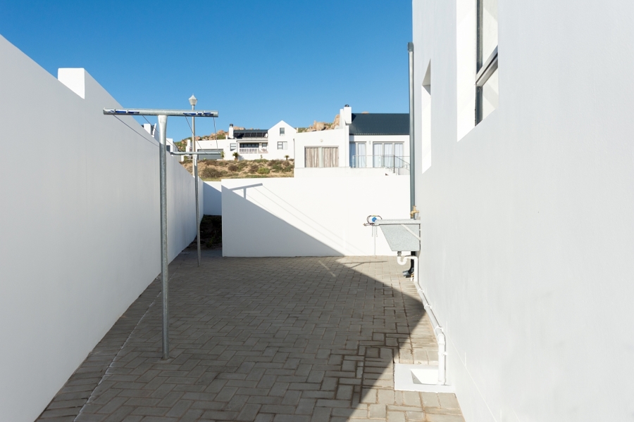 4 Bedroom Property for Sale in Da Gama Bay Western Cape